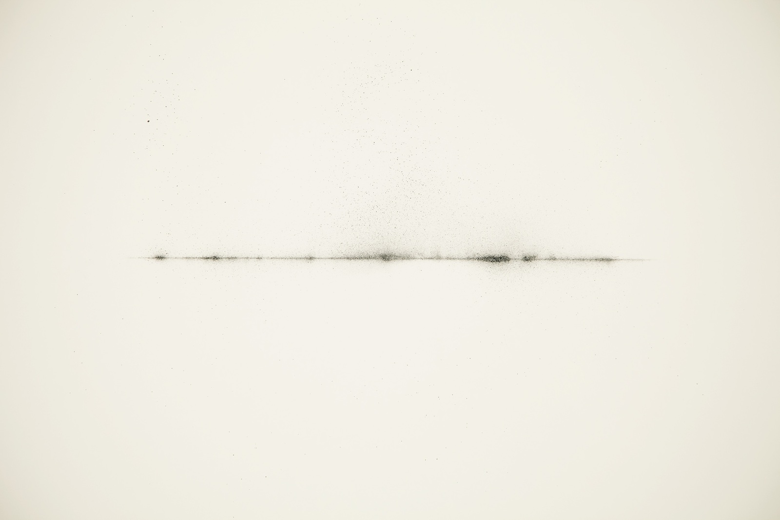 Variations for graphite-The obliquity of the solar rays in the vicinity of the pole-, 2011